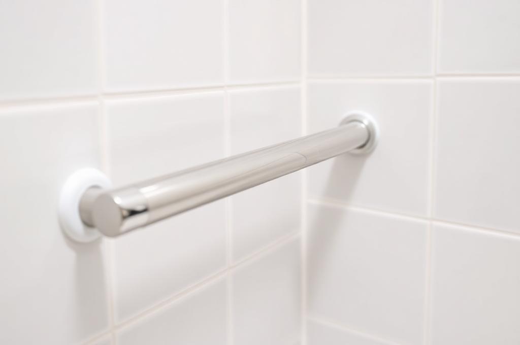 Grab Bars Should Be Installed at an Angle
