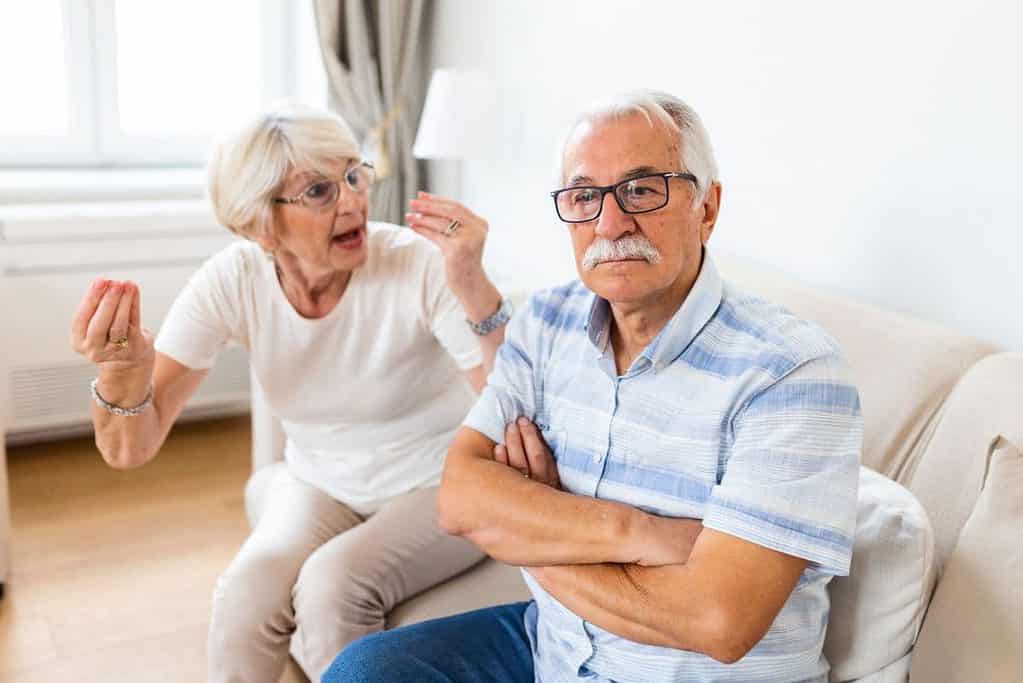 how-to-deal-with-constantly-fighting-elderly-parents-growing-gray-usa