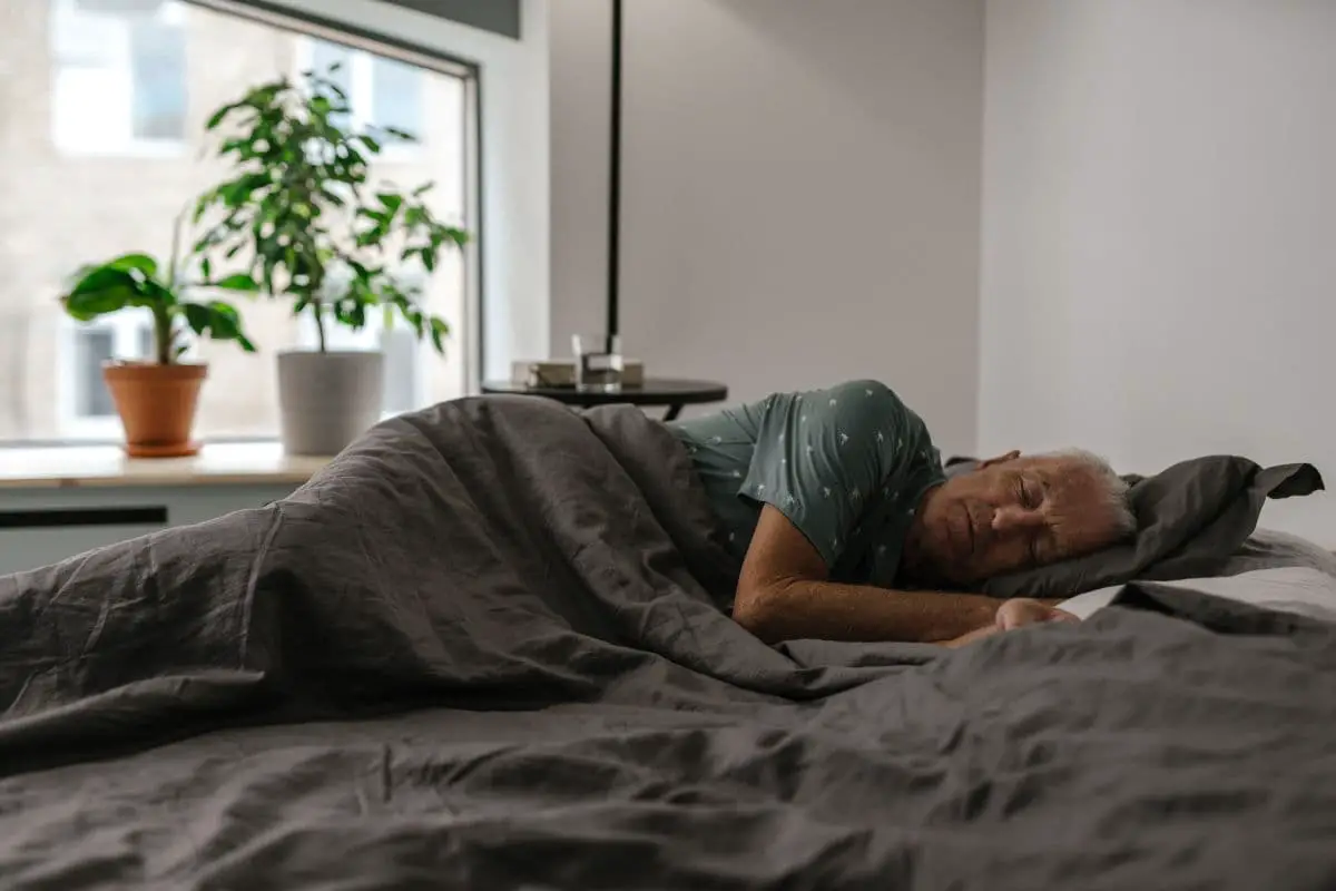 How Much Sleep Is Too Much for the Elderly? 